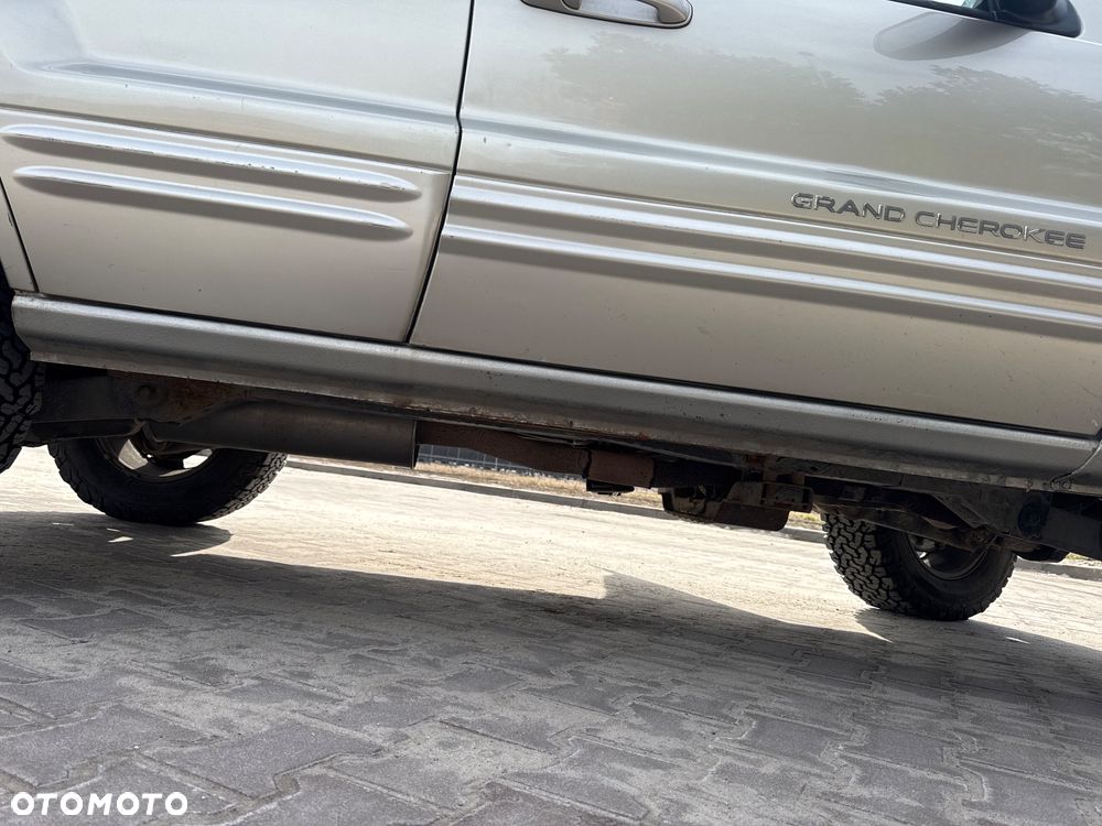 Jeep Grand Cherokee - 15