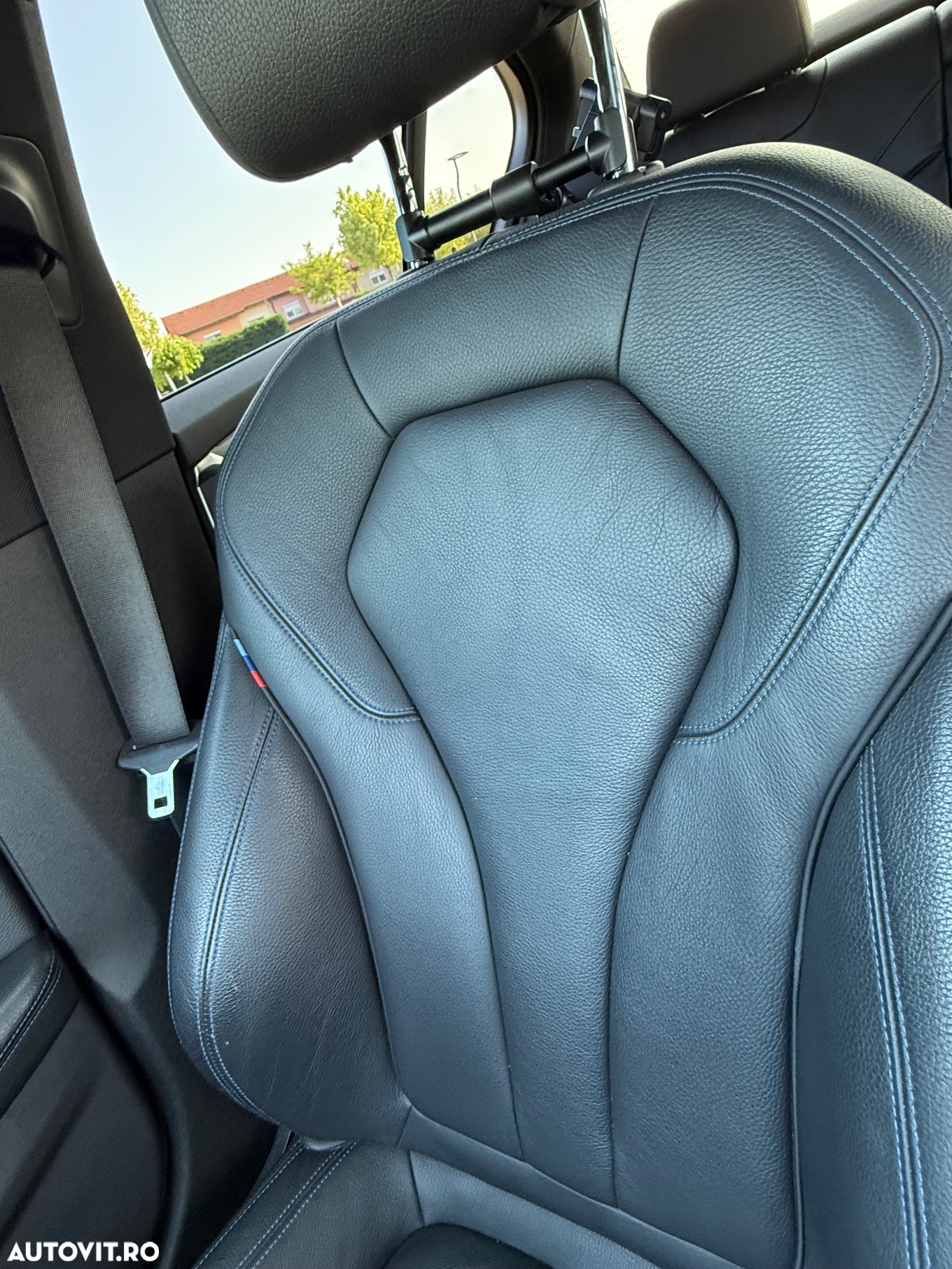 BMW Seria 5 520d xDrive AT - 24