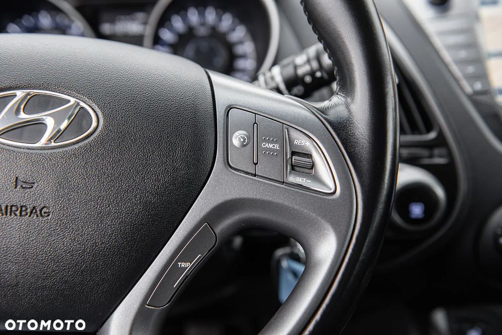 Hyundai ix35 2.0 CRDi Premium 4WD - 18