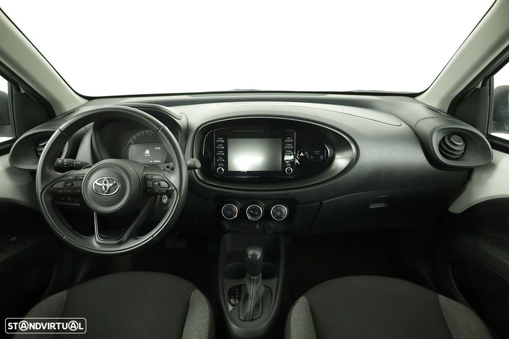 Toyota Aygo X - 8