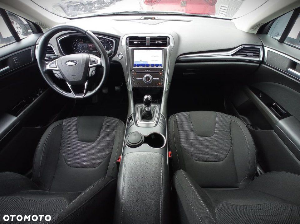 Ford Mondeo - 15