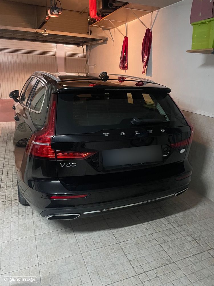 Volvo V60 2.0 T6 AWD TE R-Design Expression - 3