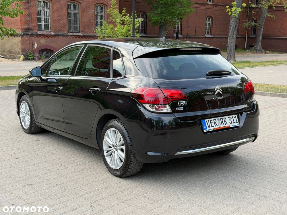 Citroën C4 e-HDi 115 Exclusive - 12