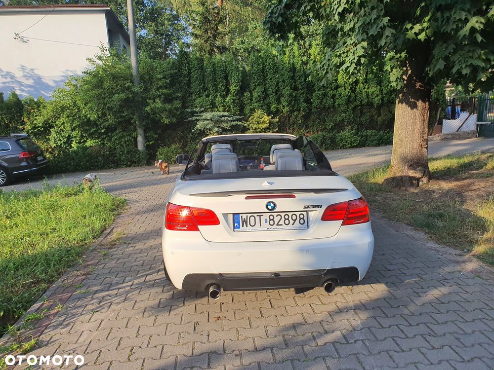 BMW Seria 3 335i - 26