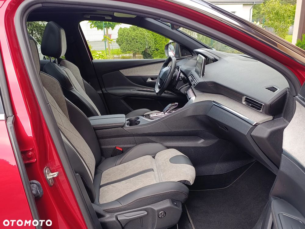 Peugeot 3008 1.6 PureTech Hybrid4 PHEV GT Pack S&S EAT8 - 19