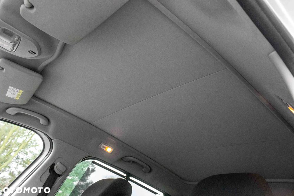 Peugeot 5008 1.6 HDi Access 7os - 29