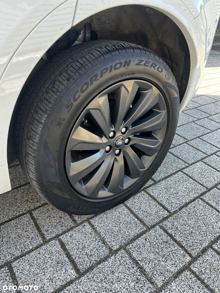 Land Rover Discovery Sport 2.0 Si4 HSE Luxury - 29