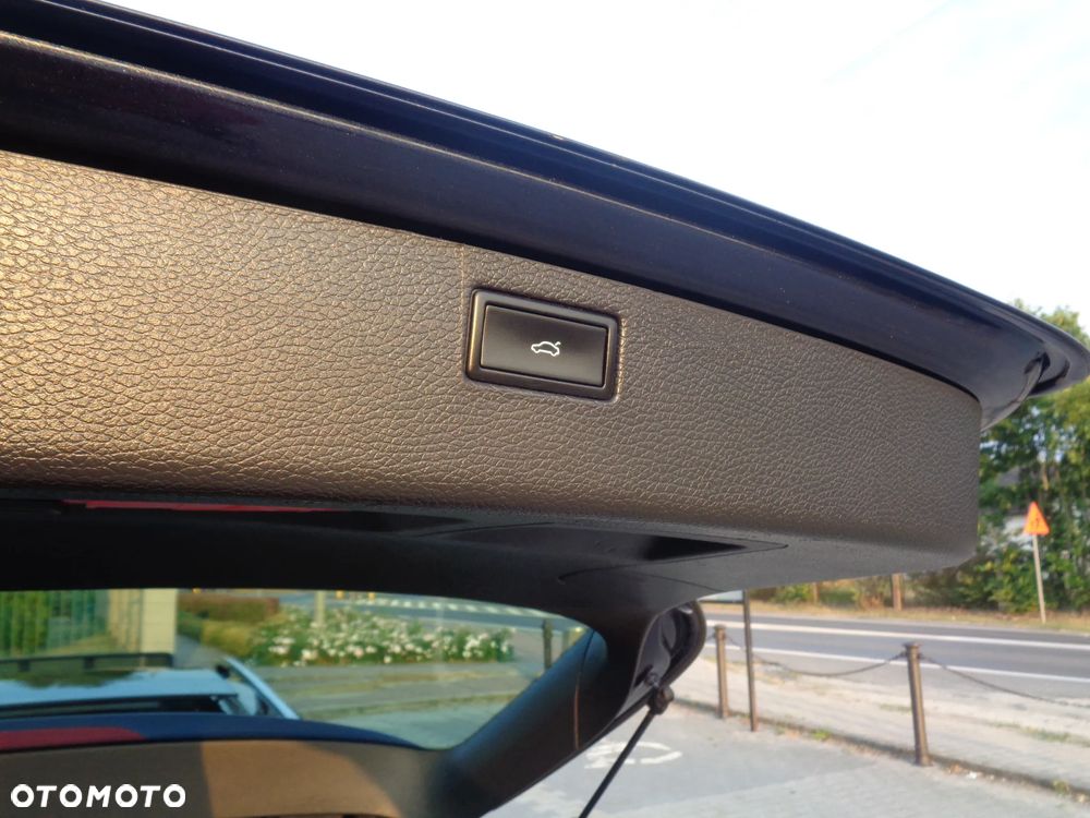 Volkswagen Passat 1.8 TSI Highline - 9