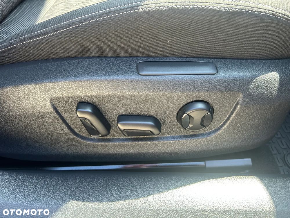 Skoda Superb 2.0 TSI DSG Style - 19