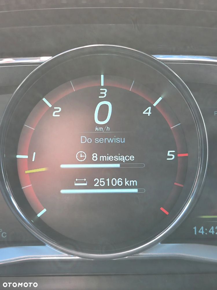 Volvo XC 60 D4 AWD R-Design Momentum - 23