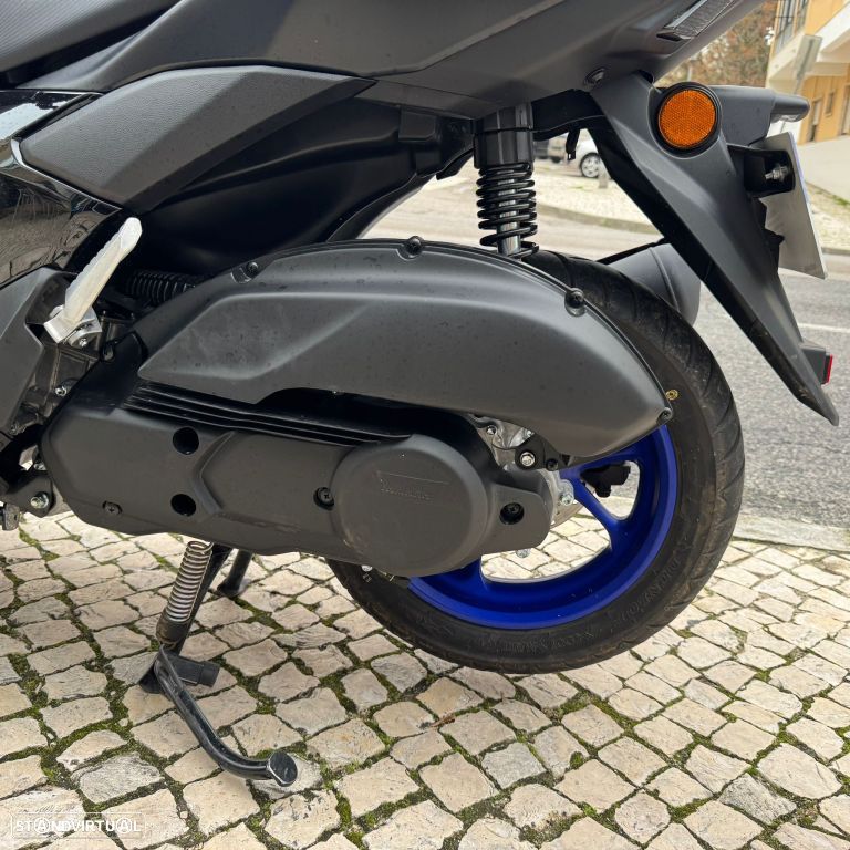 Yamaha NMAX 125 - 15