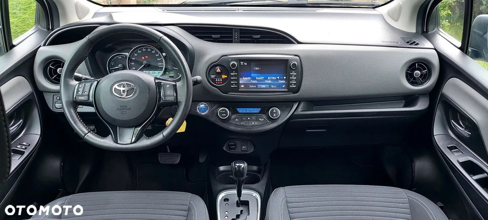 Toyota Yaris - 14