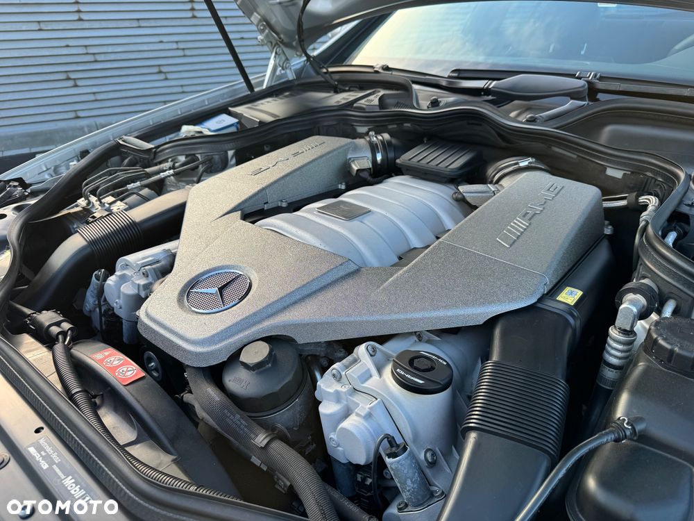 Mercedes-Benz CLS 63 AMG - 16