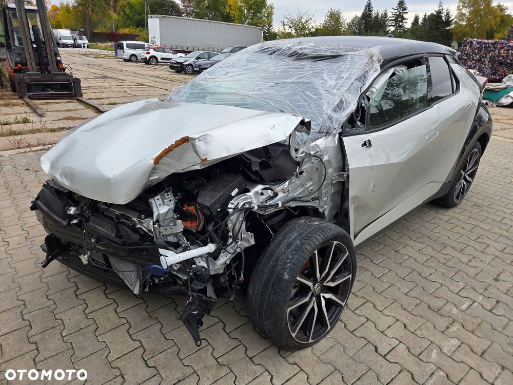Toyota C-HR 2.0 GR SPORT Premiere - 2