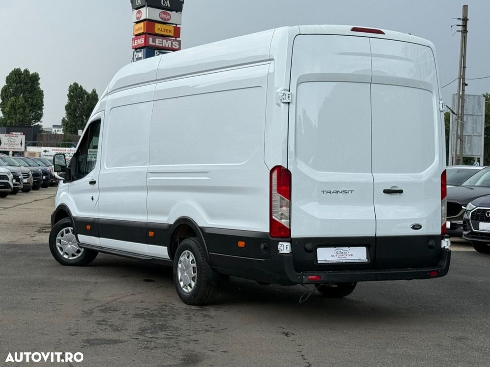 Ford Transit 350 2.0 EcoBlue HDT 130 CP L4 RWD DCAB Trend - 23