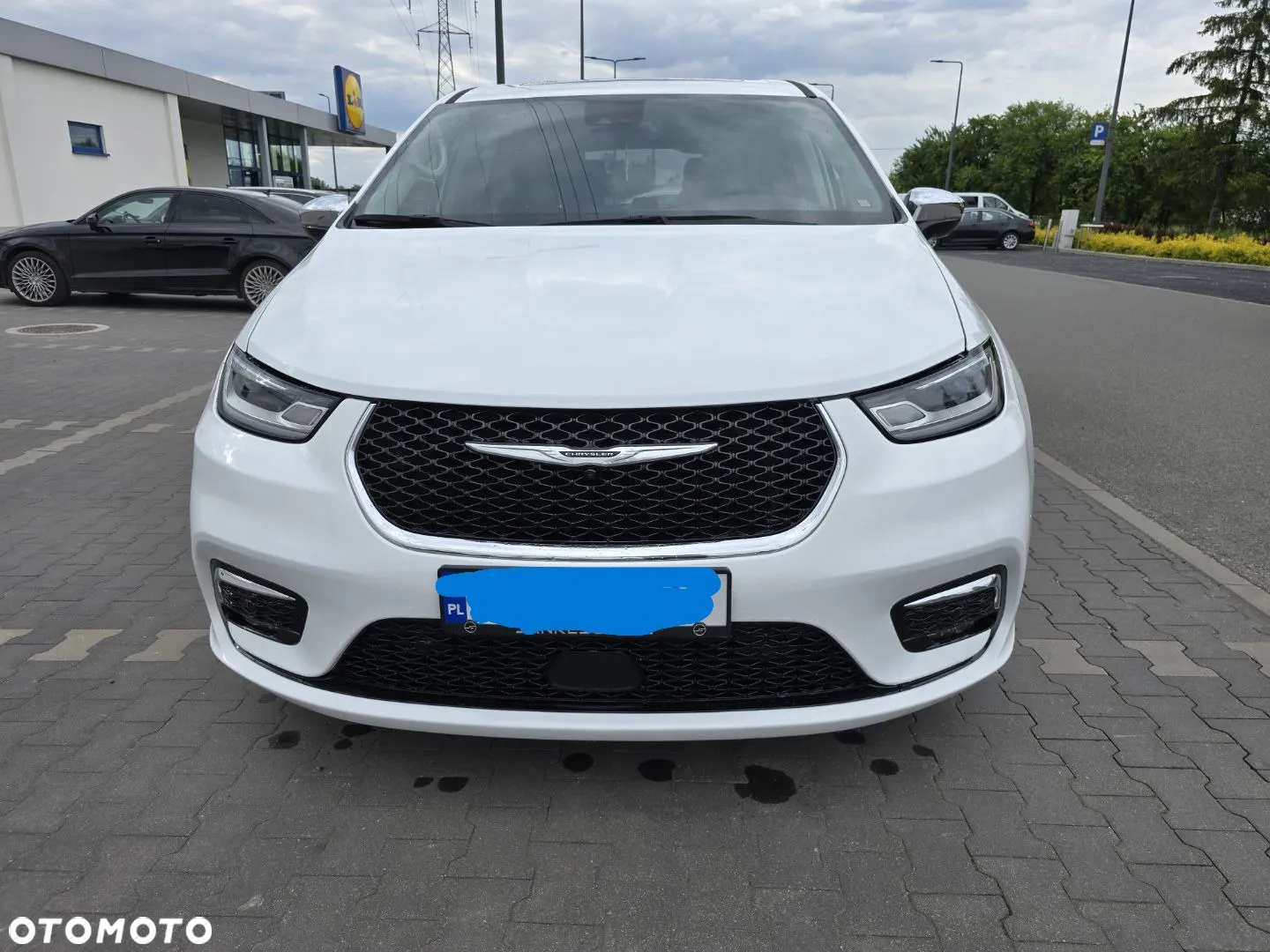 Chrysler Pacifica - 6