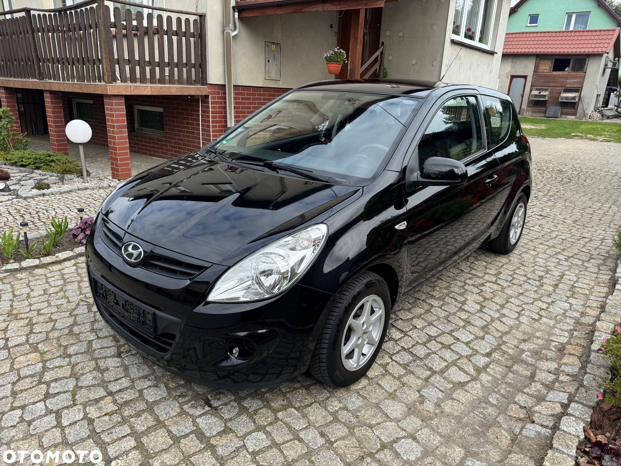 Hyundai i20 1.2 FIFA WM Edition - 1