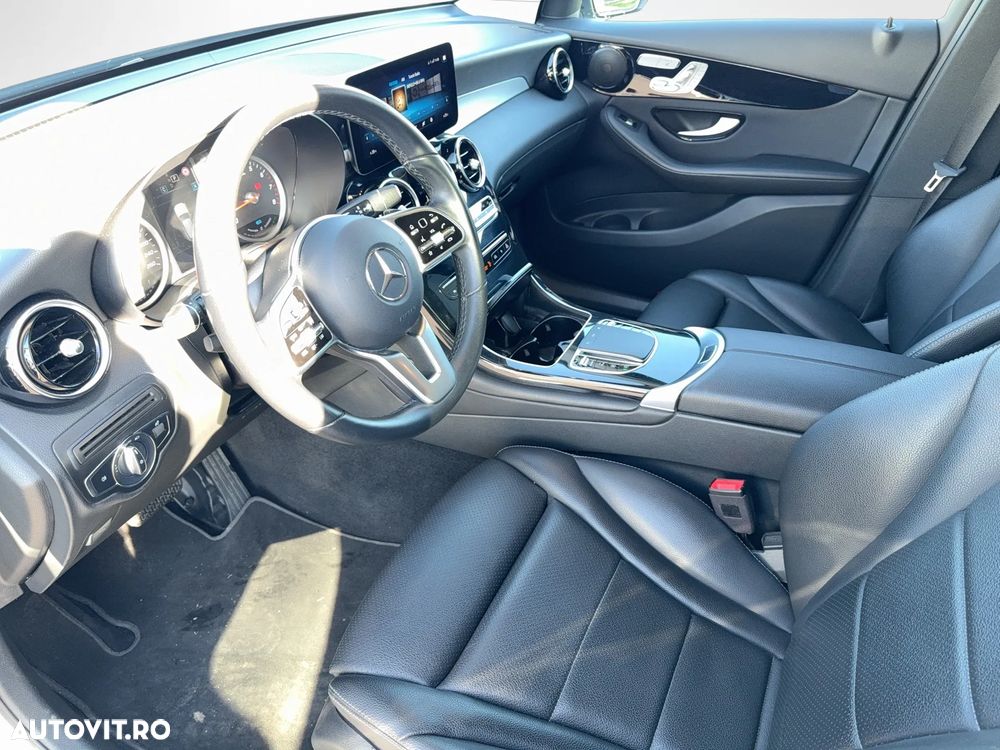 Mercedes-Benz GLC 200 4MATIC MHEV - 9