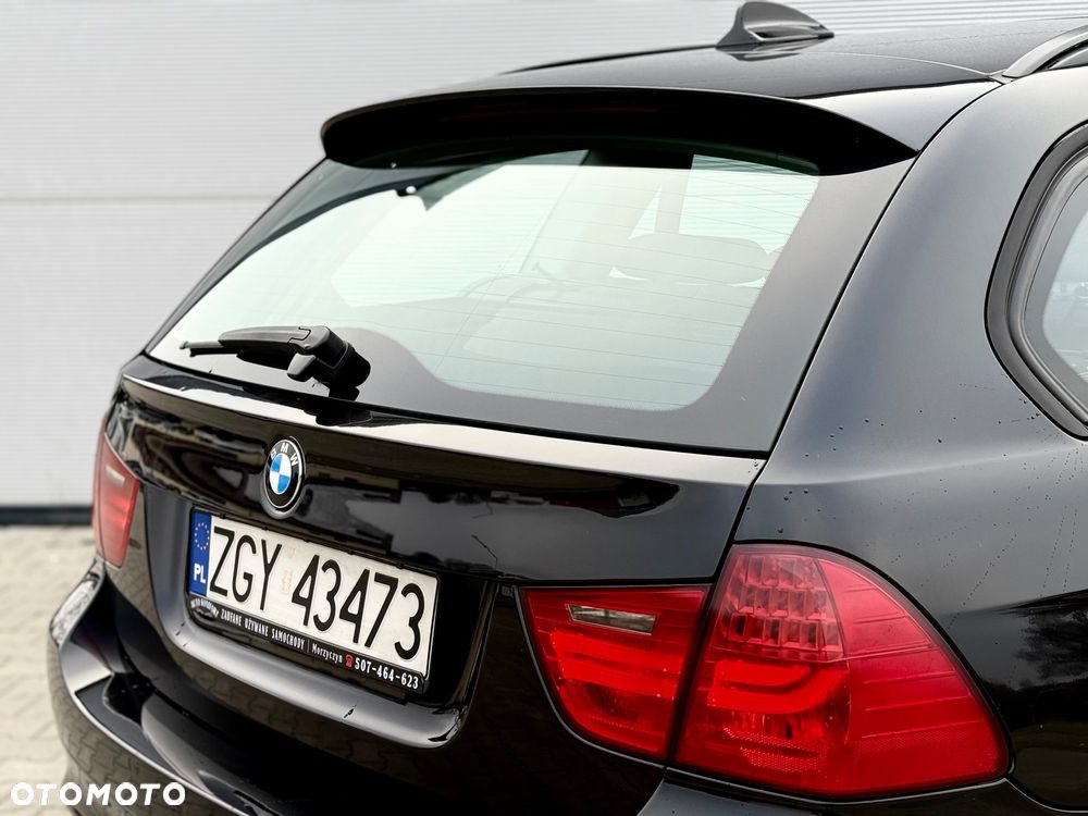 BMW Seria 3 318i - 20