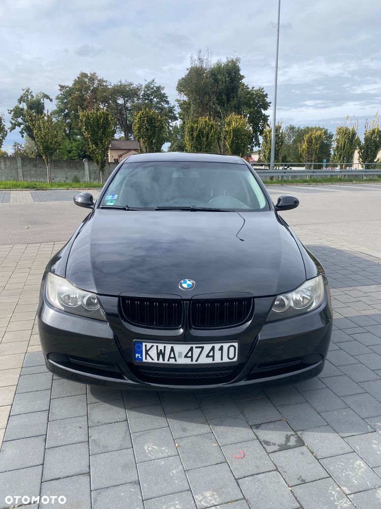 BMW Seria 3 320d DPF Touring - 10