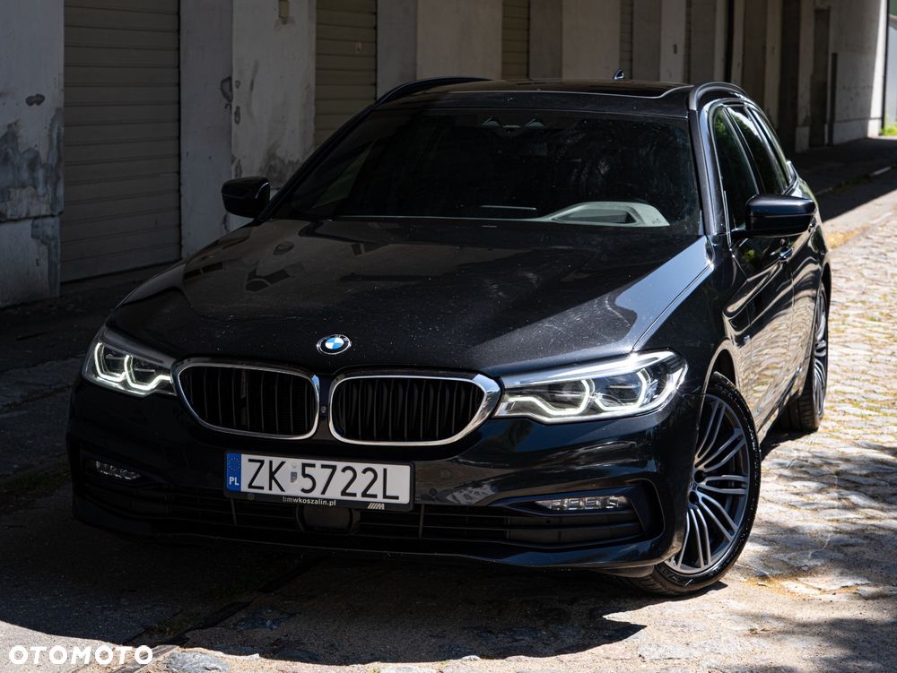 BMW Seria 5 530d xDrive Sport Line - 17