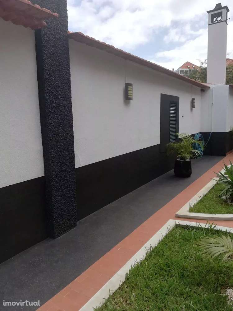 Casa T7 no centro de Santa Cruz - Grande imagem: 3/13