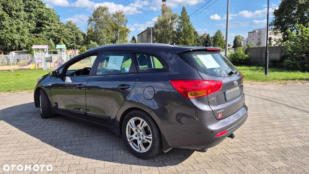 Kia Ceed 1.6 CRDi S - 4