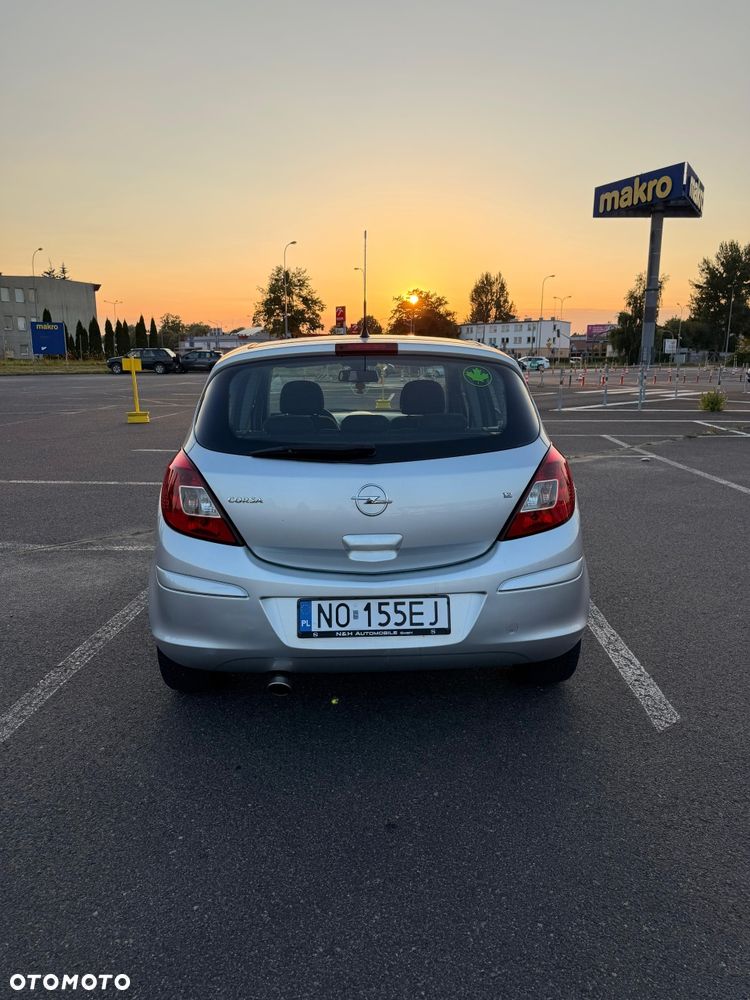 Opel Corsa - 2