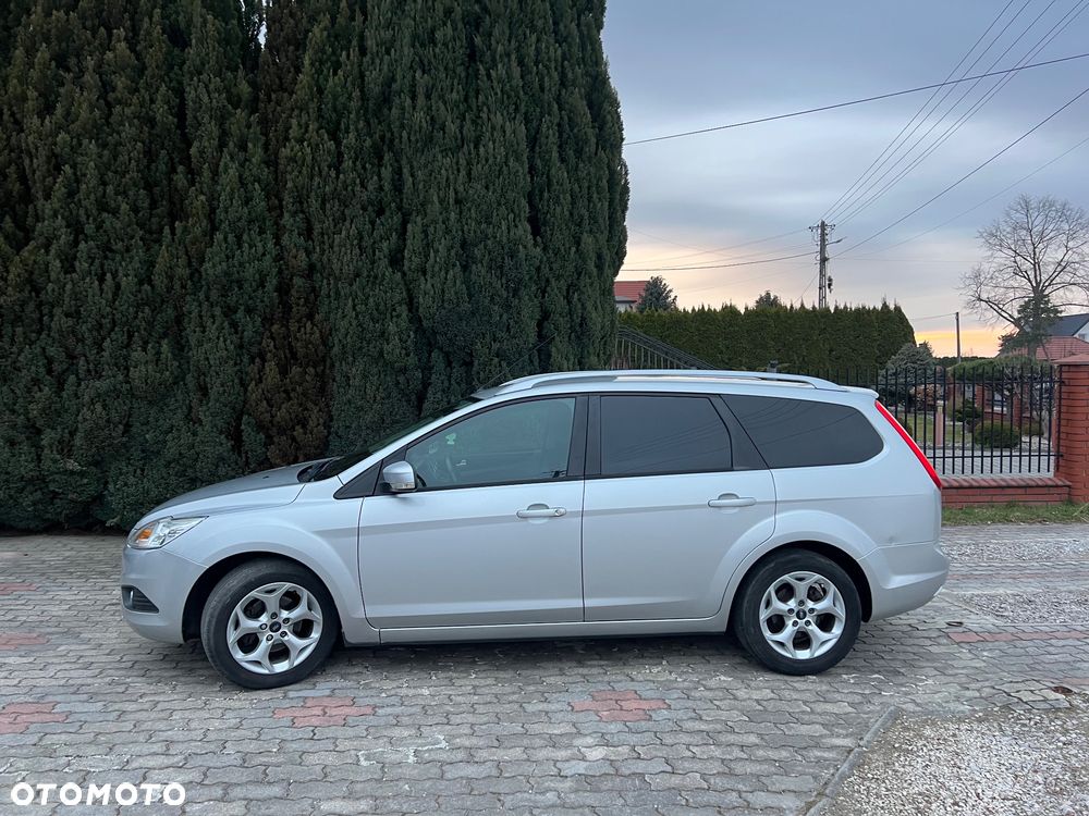 Ford Focus 1.6 16V Trend - 6