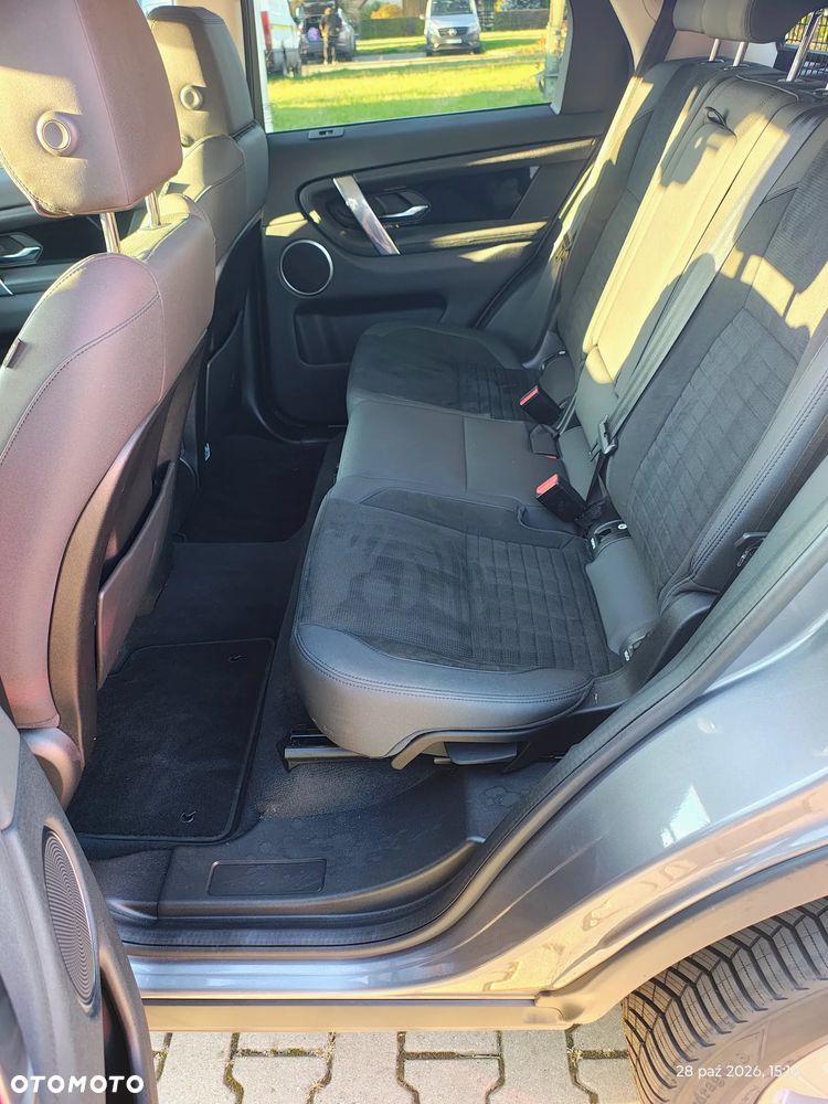 Land Rover Discovery Sport - 10