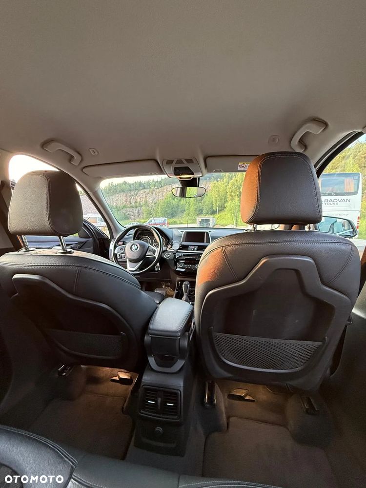 BMW X1 xDrive18d Advantage - 13