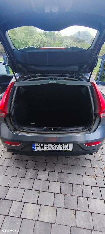 Volvo V40 T2 - 10