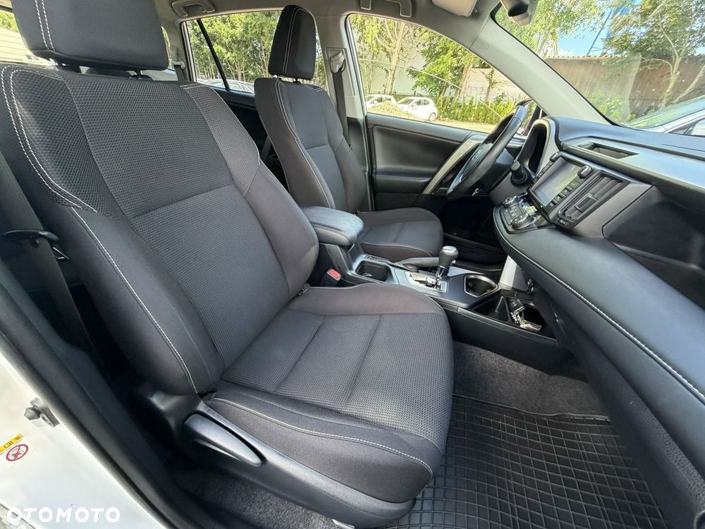 Toyota RAV4 - 33