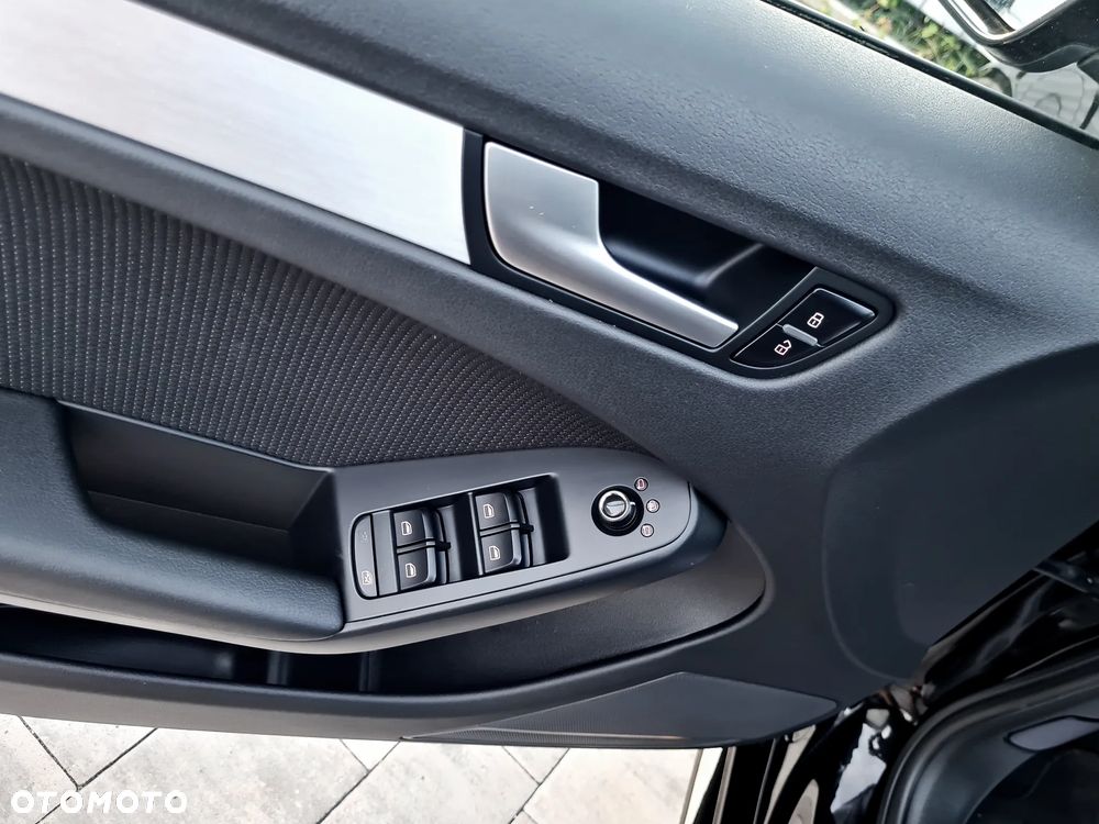 Audi A4 Avant 2.0 TDI DPF S line Sportpaket (plus) - 24