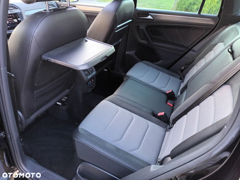 Volkswagen Tiguan 2.0 TDI SCR R-Line - 20
