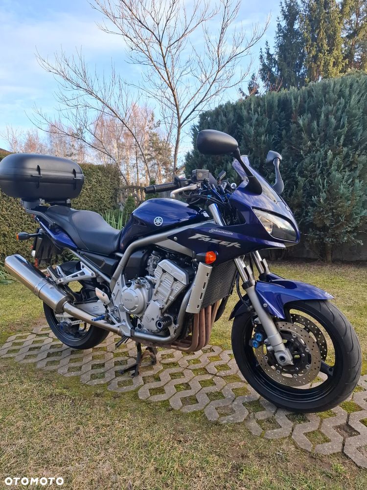 Yamaha FZS - 1