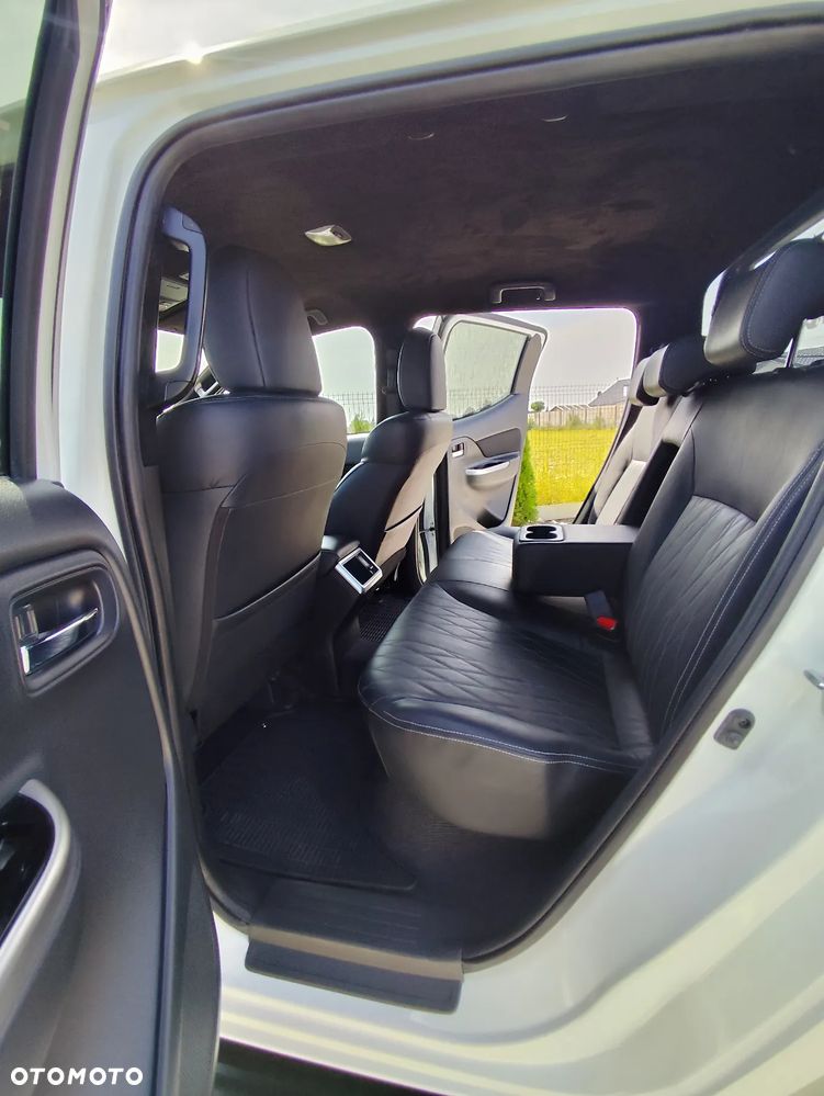 Mitsubishi L200 - 19