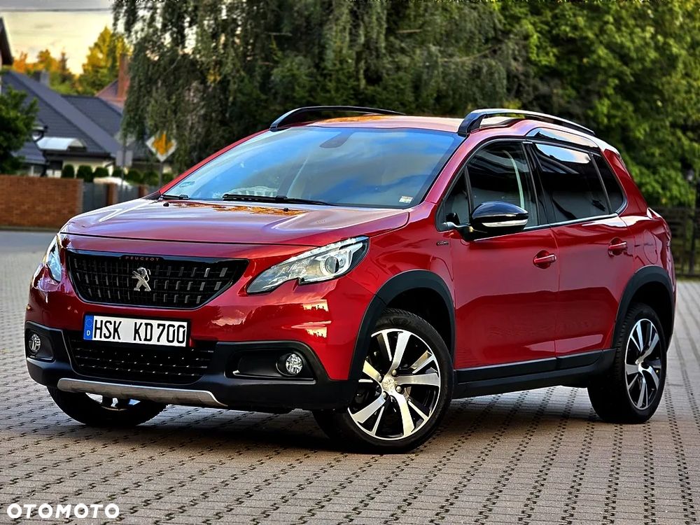 Peugeot 2008 BlueHDi 120 EAT6 Black Edition - 5