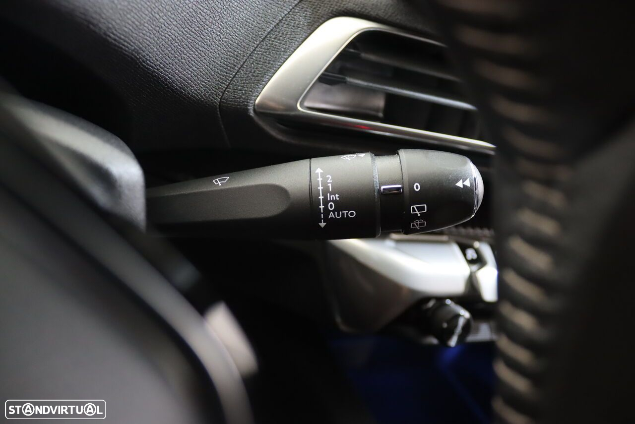 Peugeot 3008 1.2 PureTech Allure - 15