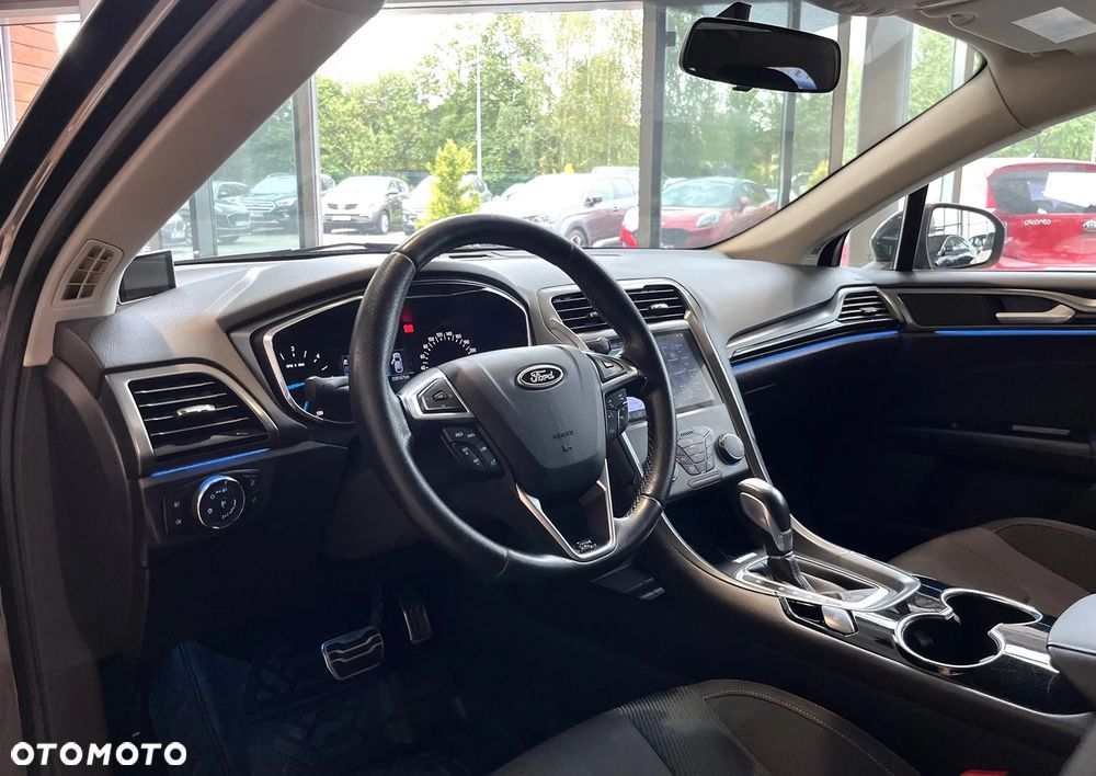 Ford Mondeo 2.0 TDCi ST-Line X 4WD PowerShift - 10