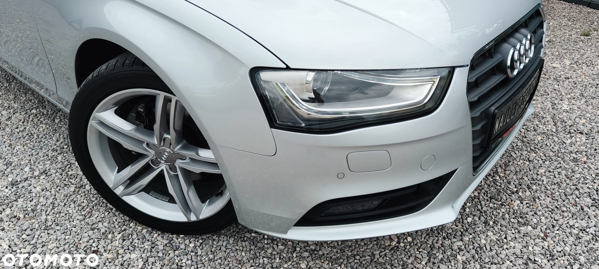 Audi A4 Avant 2.0 TDI Design S tronic - 5