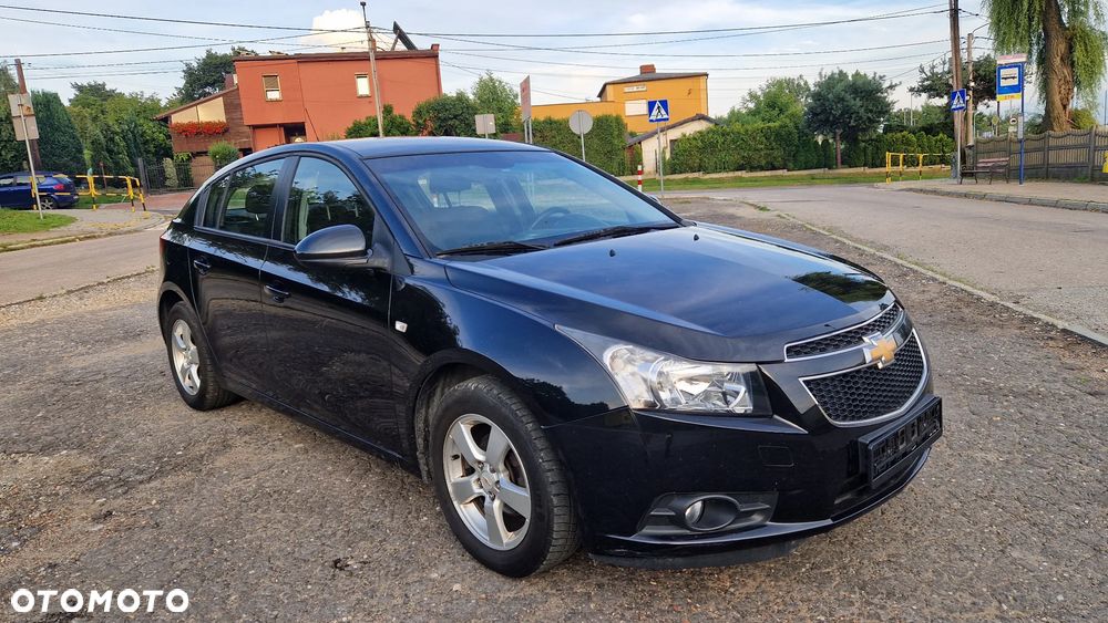 Chevrolet Cruze 1.6 LT - 2
