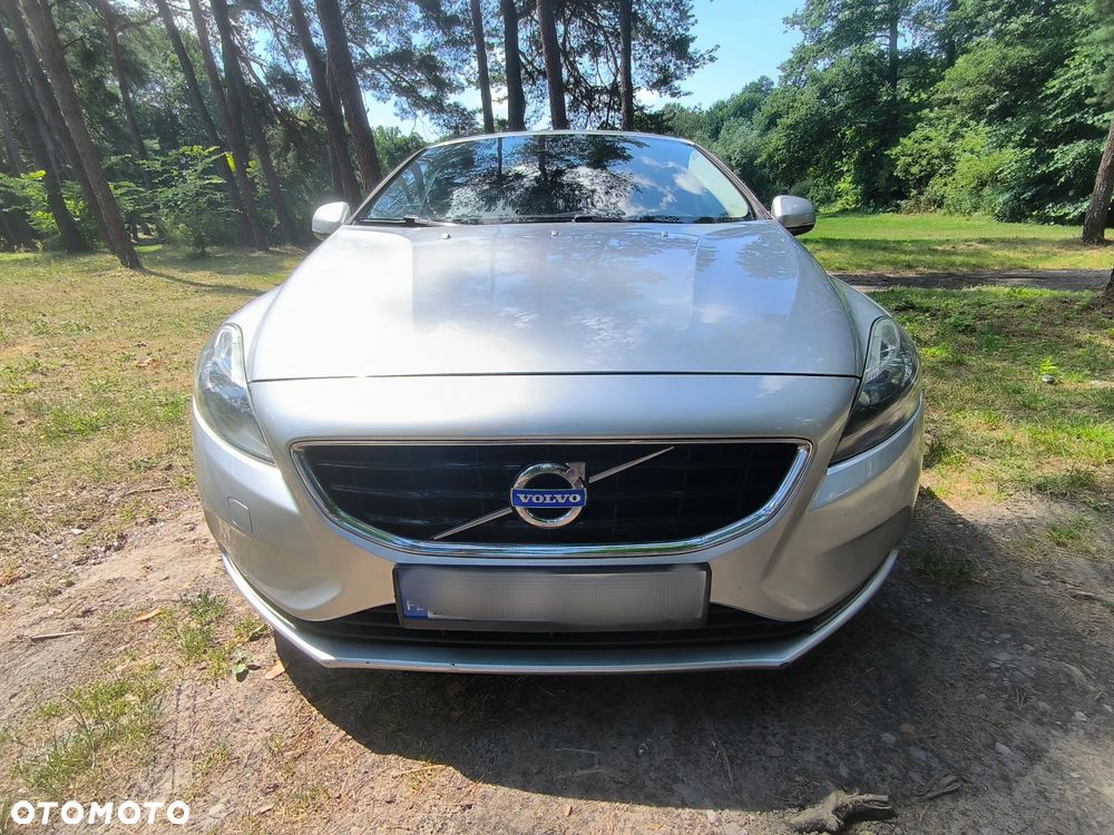 Volvo V40 D4 Drive-E Momentum - 13