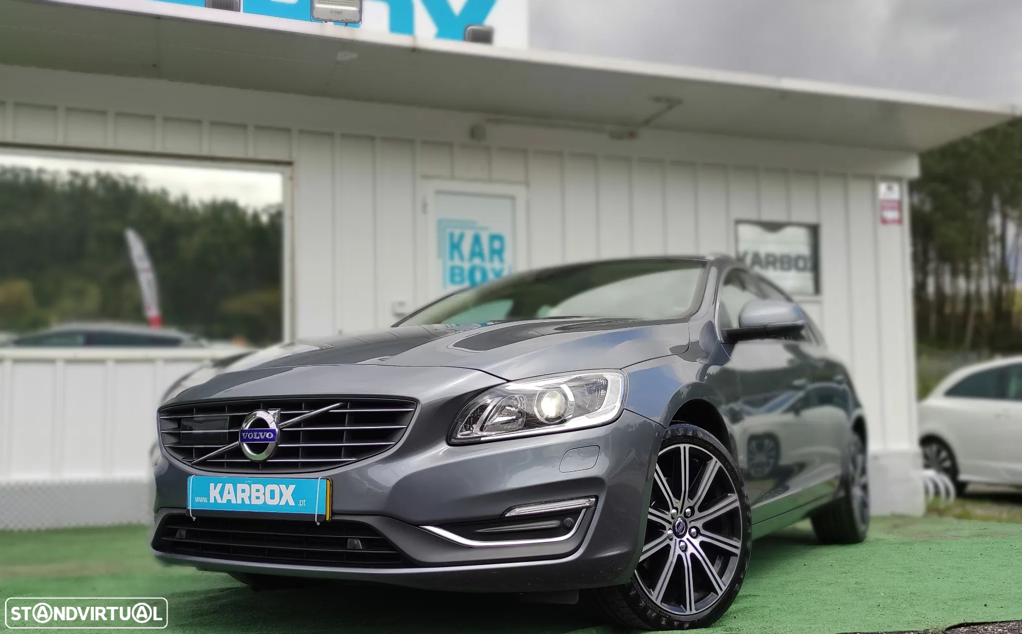 Volvo V60 2.0 D3 Summum Geartronic - 31