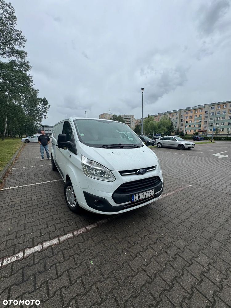Ford TRANSIT CUSTOM - 8
