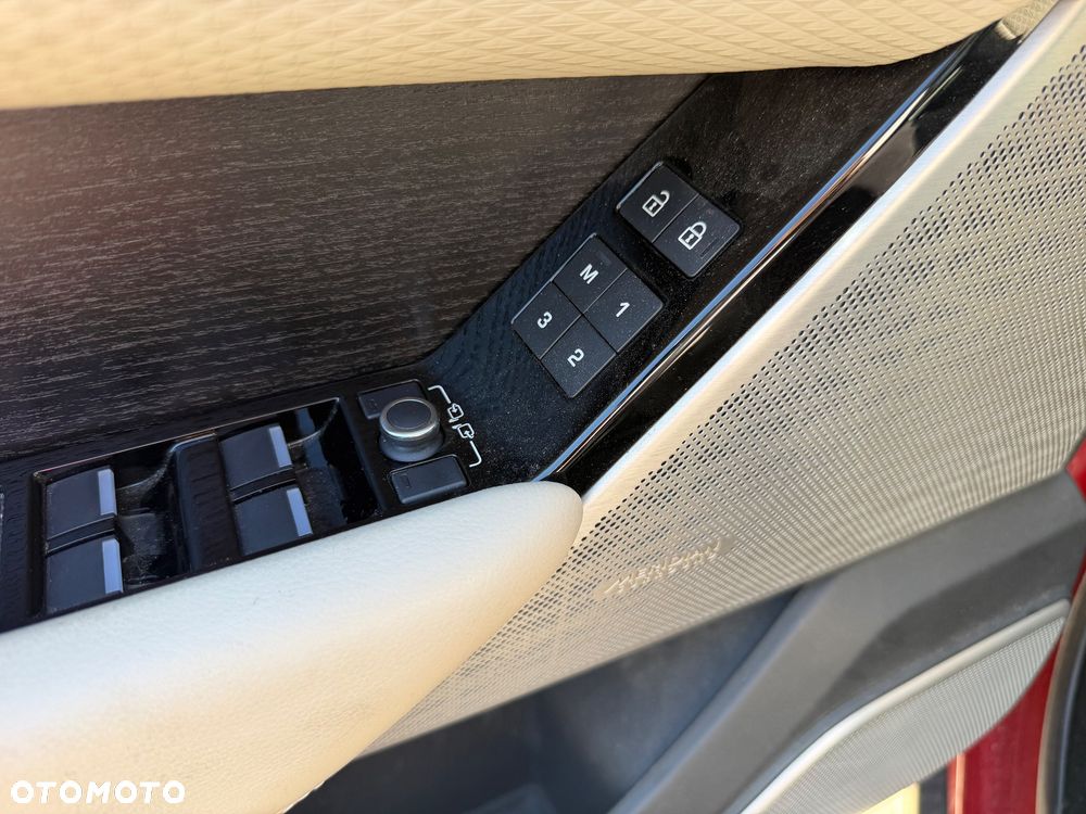 Land Rover Range Rover Velar D200 Dynamic SE - 31