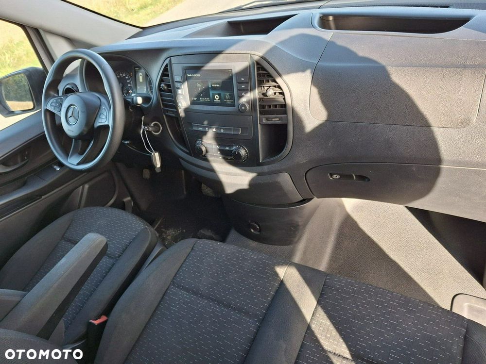 Mercedes-Benz Vito - 30