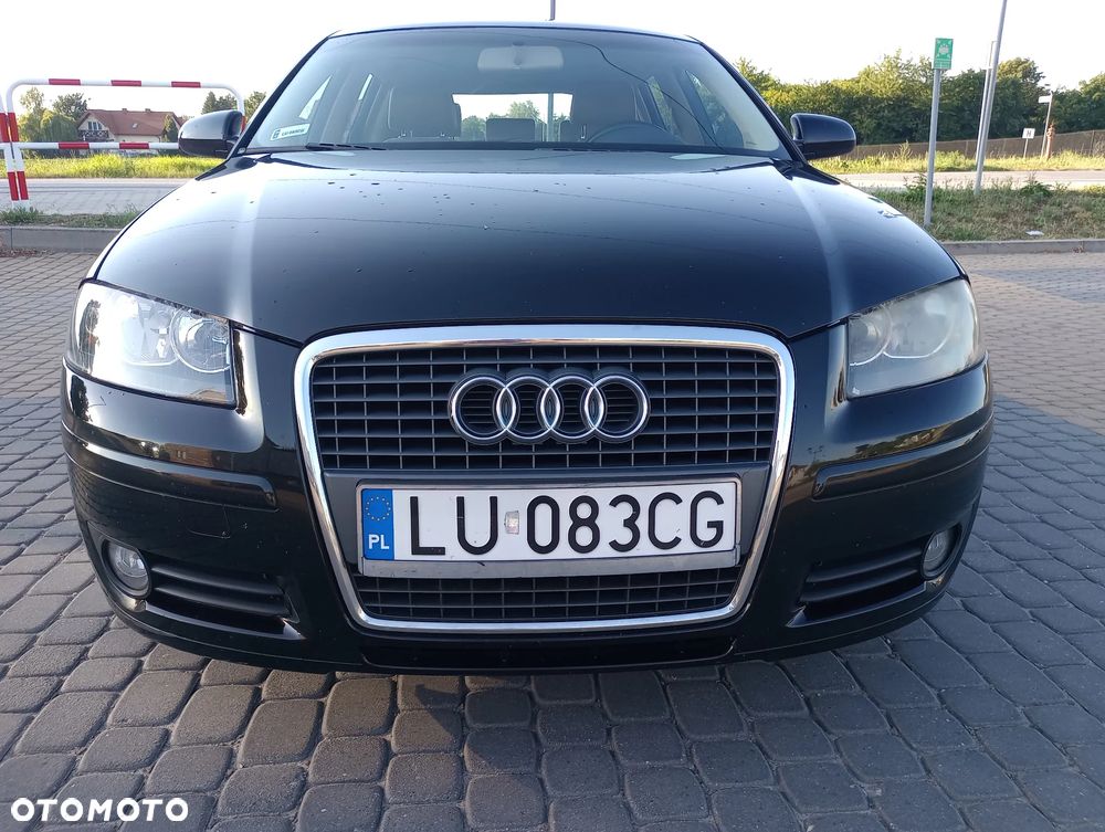 Audi A3 Sportback 2.0 FSI Ambiente - 14