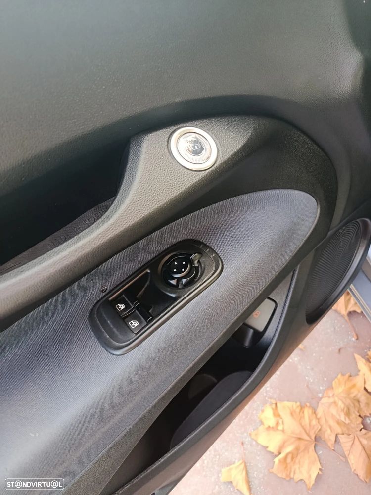 Fiat 500e 42kWh ICON - 21