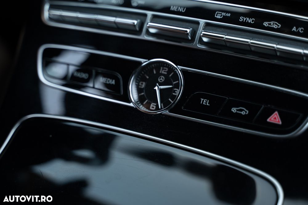 Mercedes-Benz E 200 d Aut. - 27